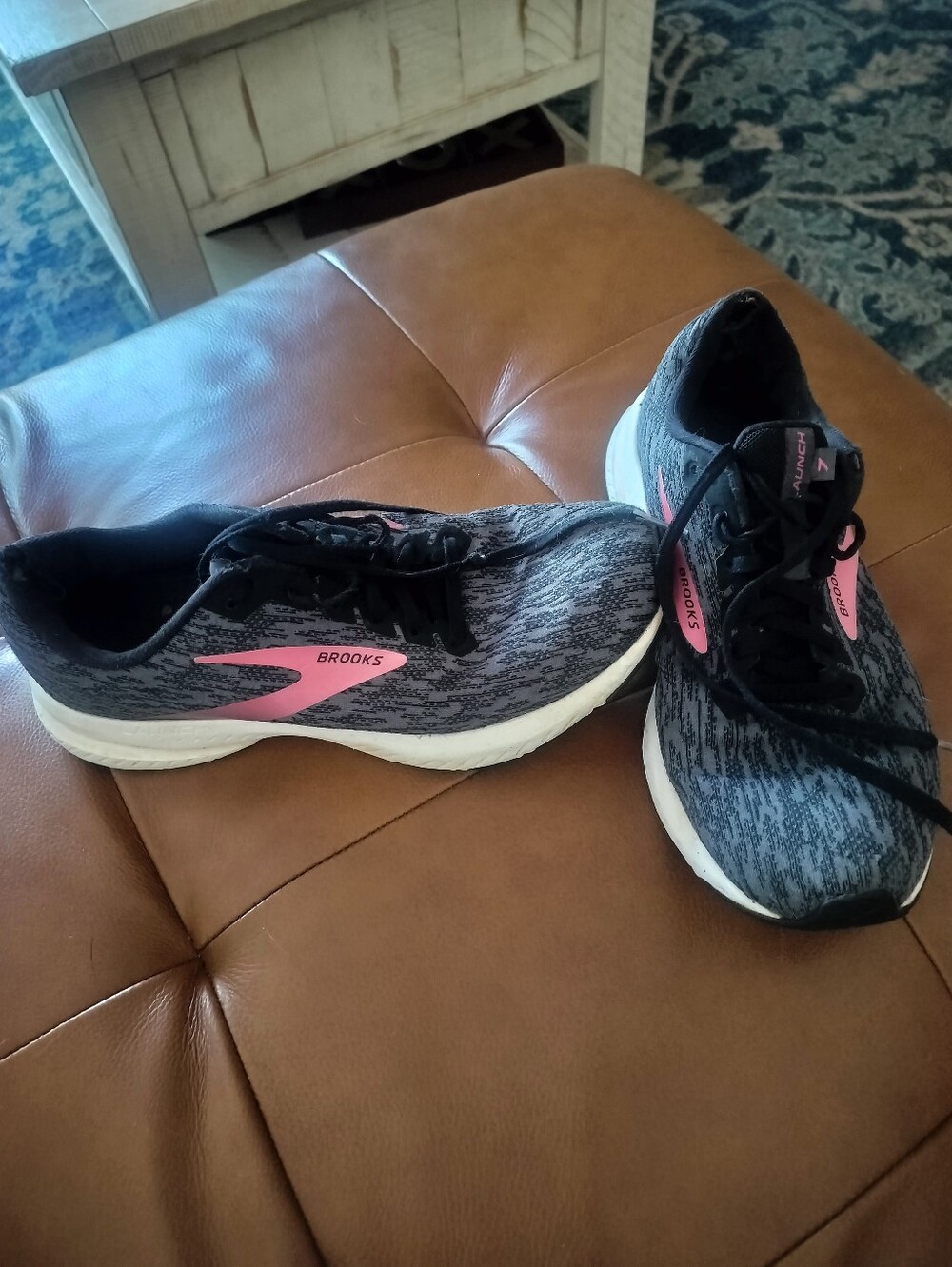 9.5 Brooks Women’s Gray and Pink Running Sneakers